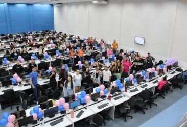 BI para revendedores de dados: guia técnico completo para transformar oferta em valor